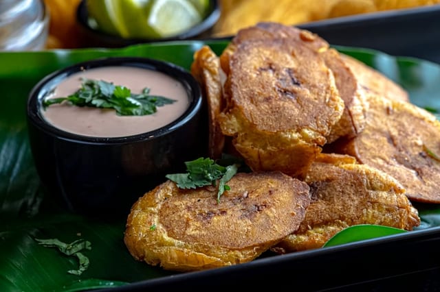 Tostones.